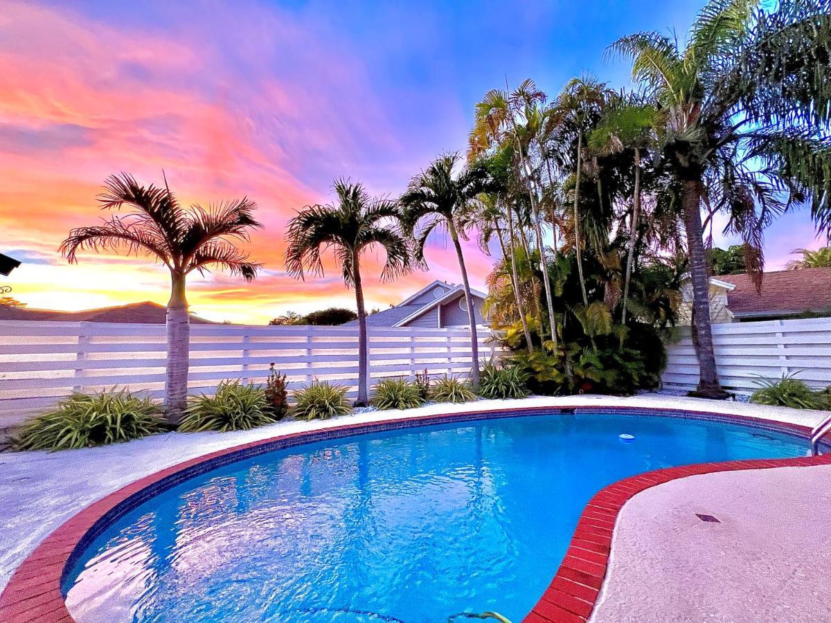 Kendall Keys Oasis Home W/ Pool, Theater & Arcade Miami Extérieur photo